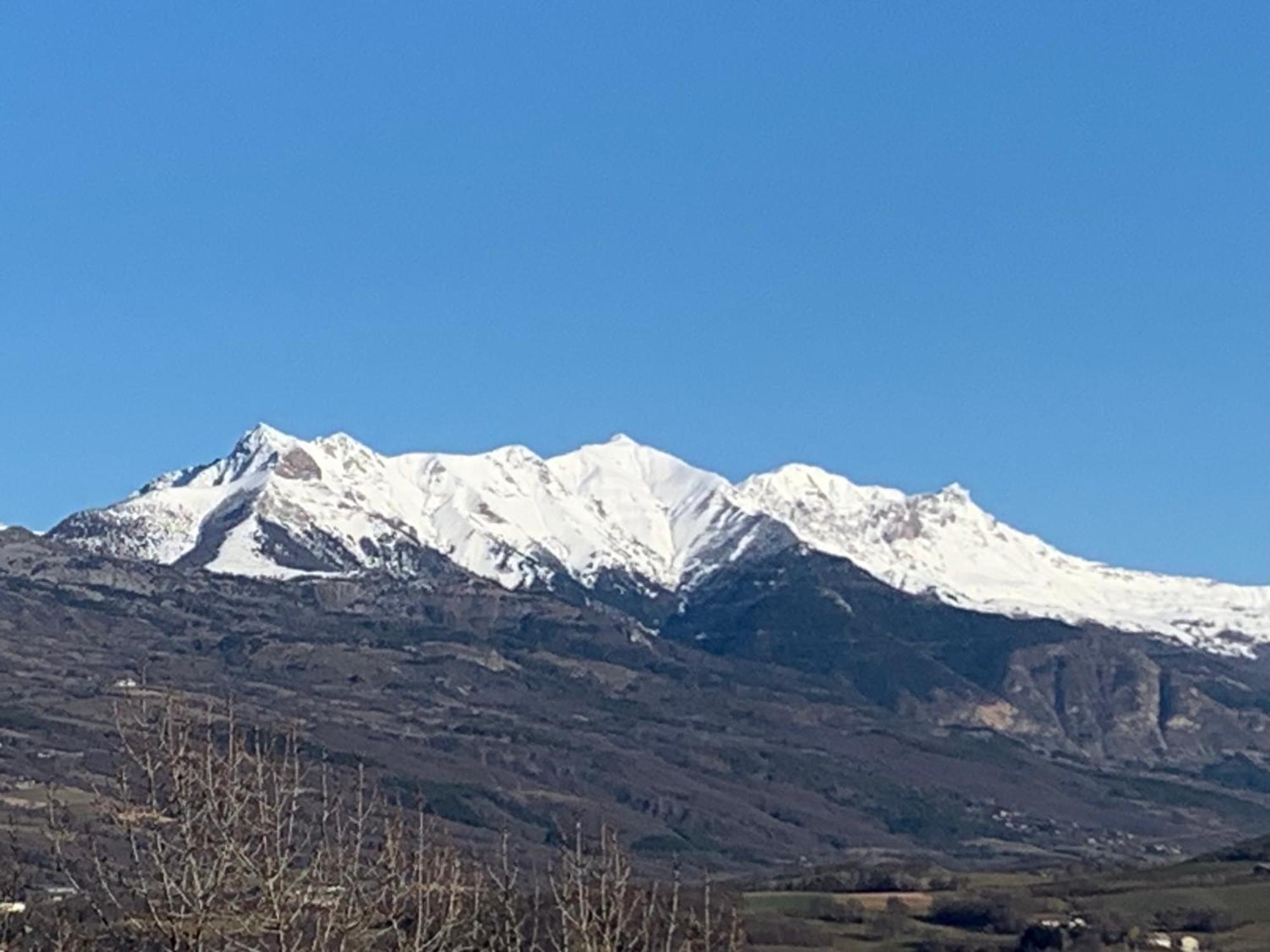 T4 Vue Imprenable Montagnes Et Ville Gap Eksteriør billede